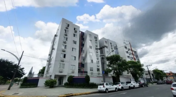 Apartamento com 2 quartos à venda no bairro Saguaçu, em Joinville-SC, por R$ 399.000,00.