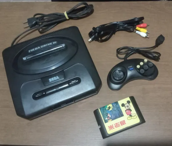 ? Mega Drive 3 + Mickey - R$ 320