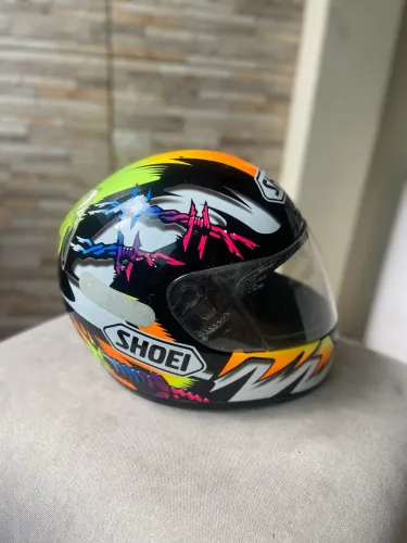 Capacete SHOEI