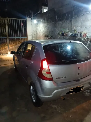 Renault Sandero Authentique Hi-flex 1.0 16V 5P 2011