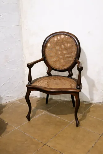 Cadeira de Braços Vintage Madeira e Palhinha Anos 50/60