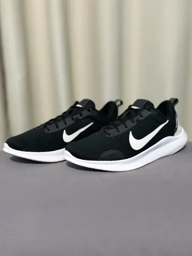 TÊNIS NIKE