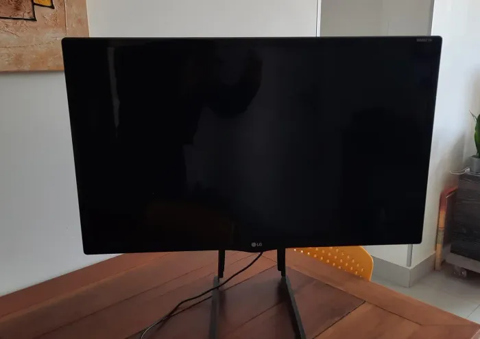 Smart TV Monitor LG