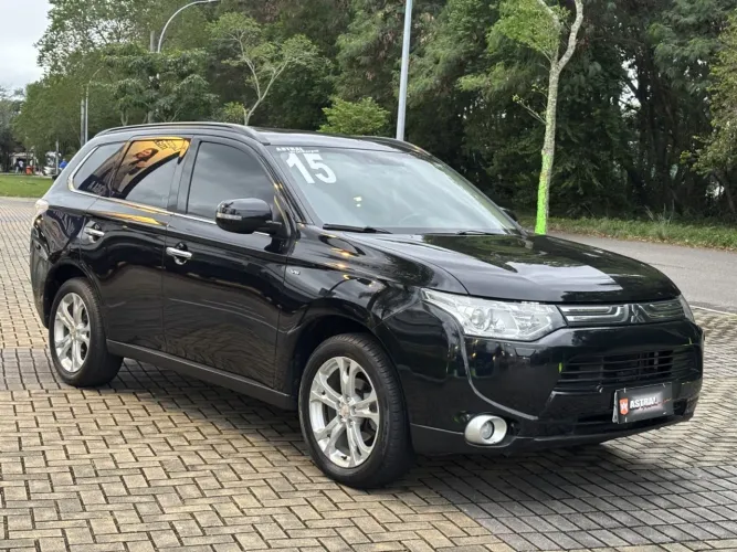 Mitsubishi Outlander 3.0/ GT 3.0 V6 Aut. 2015