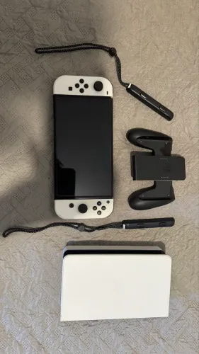 Nintendo Switch OLED Branco 64gb