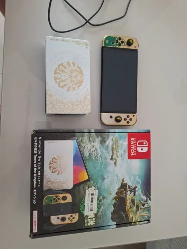 Nintendo switch oled zelda