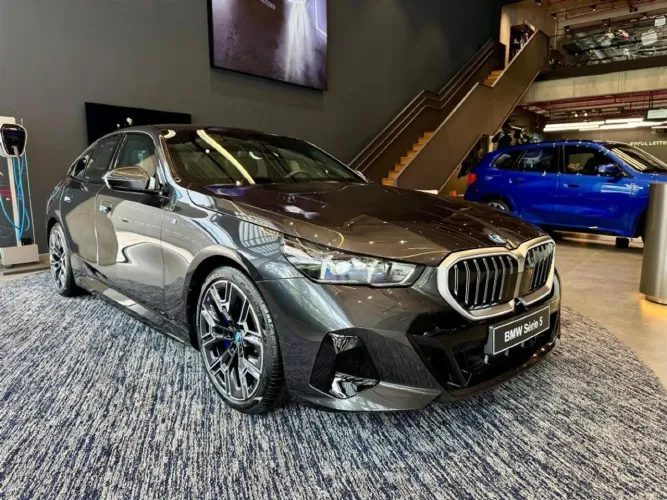 BMW 530E M Sport 2.0 Turbo Híbrido Aut. 2026