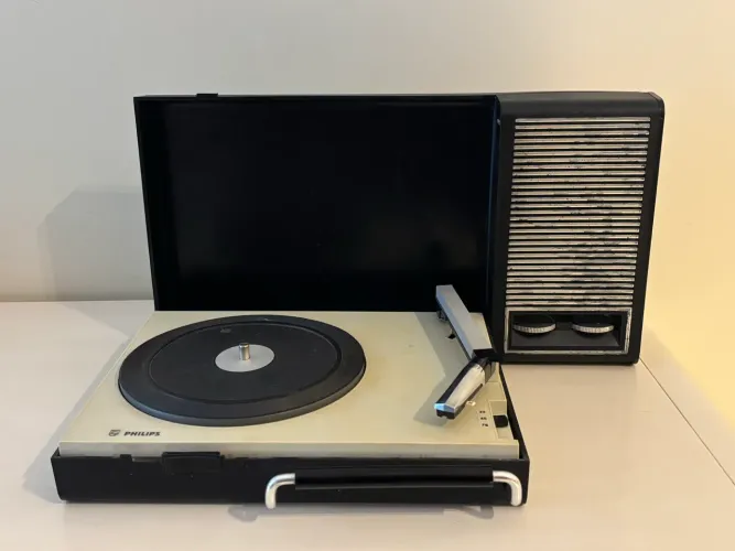 Vitrola Toca discos Philips ano 1971