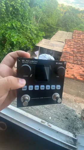 Pedaleira black box