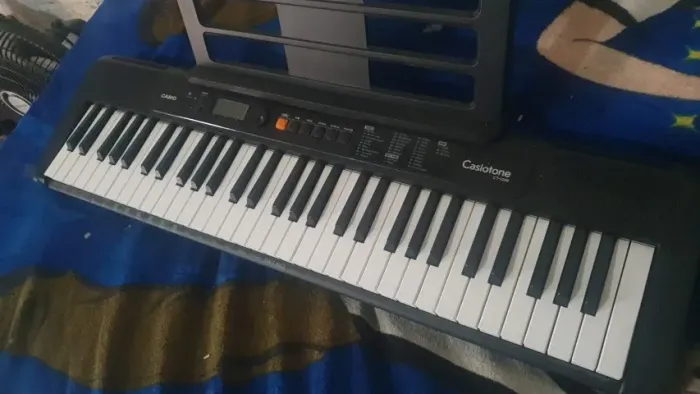 TECLADO CT-S200 CASSIO