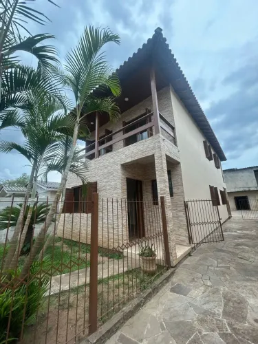 Casa residencial à venda no bairro Arquipélago com 180 m² e 4 dormitórios/quartos
