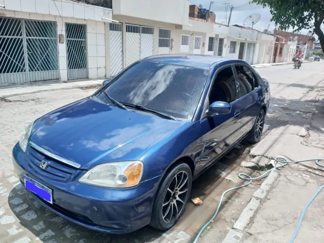 Honda Civic Sedan LX 1.7 16V 115cv Mec. 4P 2002