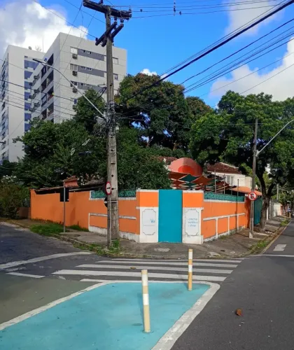 Térrea para aluguel com 250 metros quadrados com 4 quartos em Graças - Recife - PE