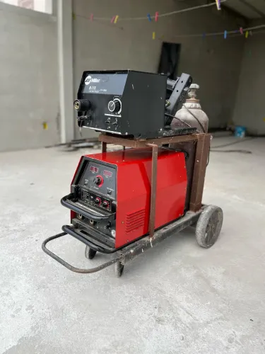 MÁQUINA DE SOLDA MIG MILLER R-115 - COMPLETA
