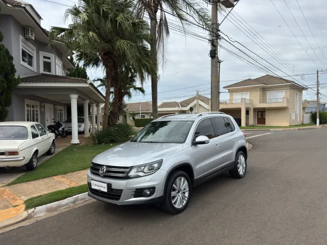 Volkswagen Tiguan 2.0 TSI 16V 200cv Tiptronic 5P 2012
