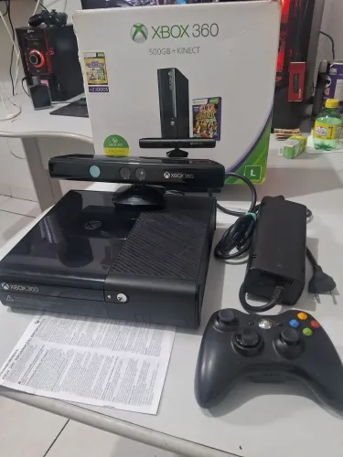 Xbox 360 + HD interno original 500 com jogos+ kinect