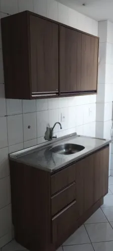 Vendo conjunto de armário de cozinha com pia