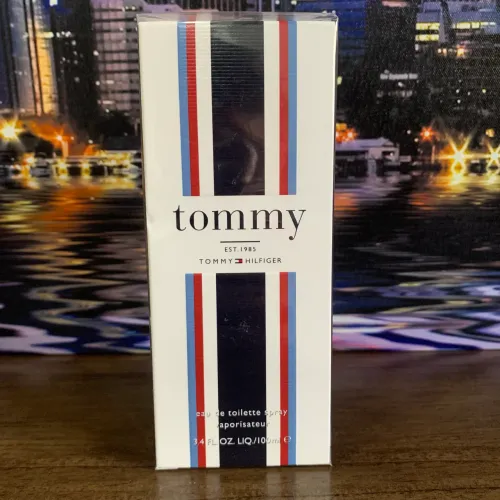 Perfume Tommy Hilfiger Eau de Toilette 100ml - Novo e Original