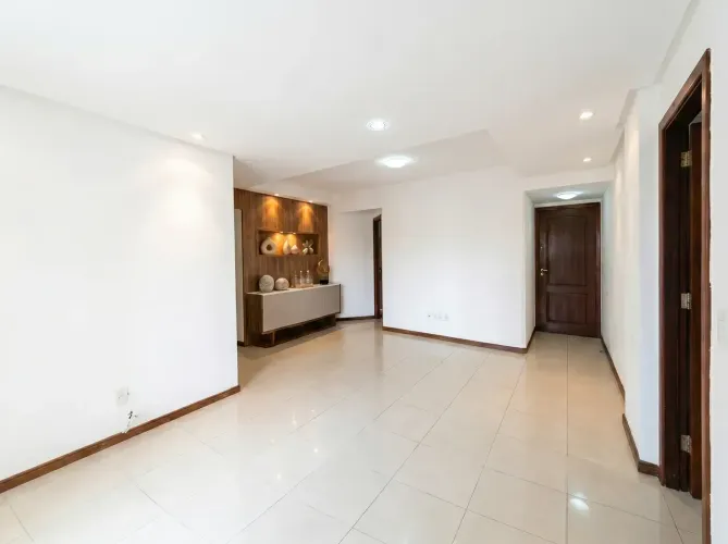 Mansãp Principe De Gales, 4 Quartos Bem Distribuído Em 110M² Na Pituba. 18F5C1S