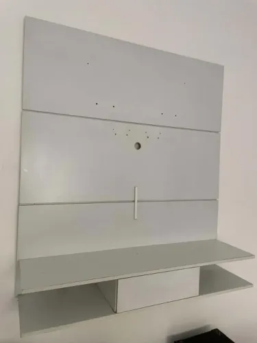 Rack para TV com painel suspenso com graveta Branco mdf  - aceito cartão