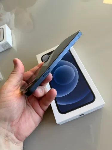 iPhone 12 64gb