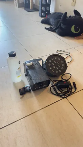 Maquina de fumaças e Jogo de luz