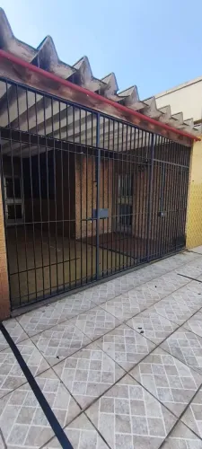 Grade de Ferro com portões