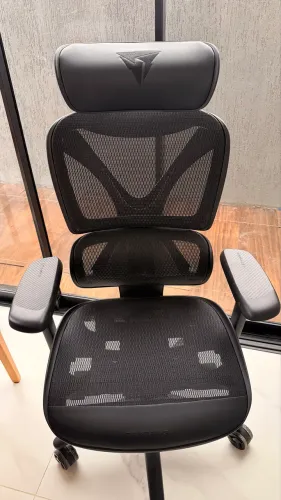 Cadeira Ergonômica ThunderX3 XTC Mesh Preta