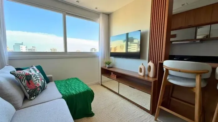 Imóvel para venda possui 52 metros quadrados com 1 quarto em Centro - Torres - RS
