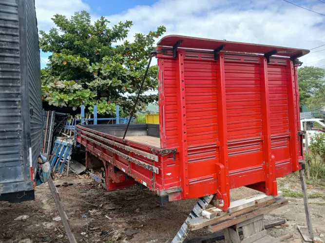 Carroceria 3x4 cielo ou 710 wolkswagen yveco Ford cargo etc