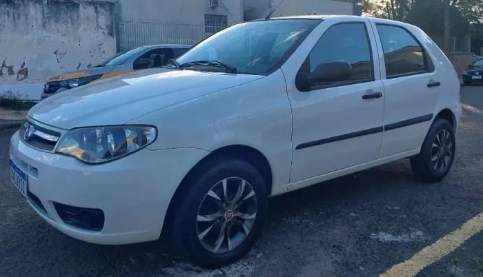 Fiat Palio 1.0 Economy Fire Flex 8V 4P 2013