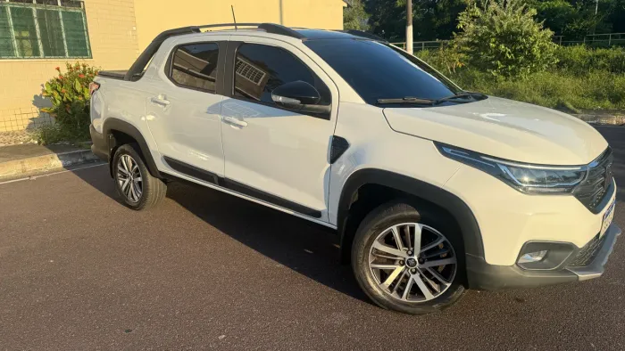 Fiat Strada Volcano 1.3 Flex 8V CD 2025