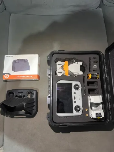 Drone DJI Mini 3 Pro + Kit Fly More + Vários Acessórios