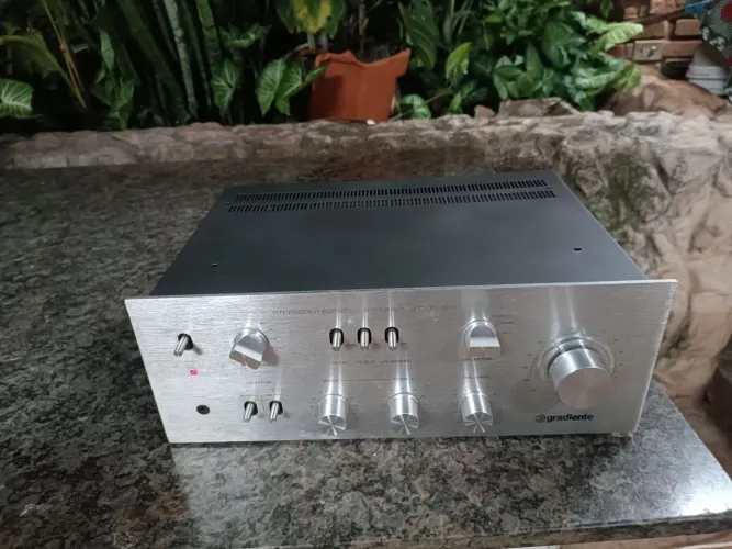 Vendo amplificador gradiente model 120