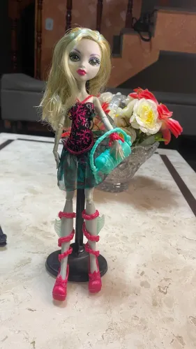 Boneca lagoona blue