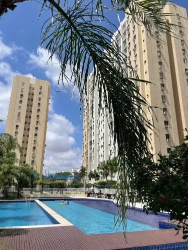 Apartamento com Suíte e Varanda | Brisas Life | Alto do Calhau