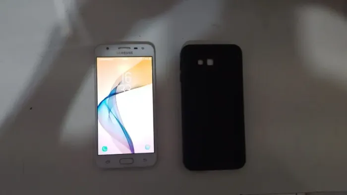 SAMSUNG J5 PRIME - EXCELENTES CONDIÇOES - PRA SAIR RAPIDO