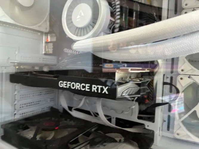 RTX 4060 ti 8GB GALAX