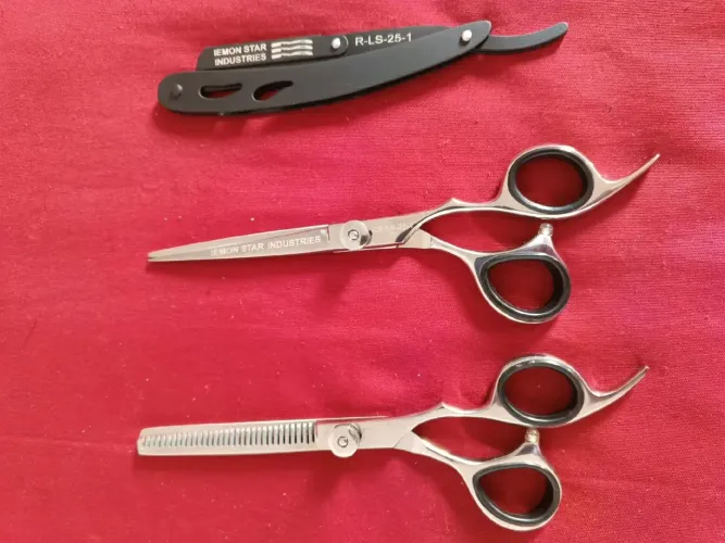 Profissional de verdade<br>Esse kit tá saindo MUITO rápido<br>? Profissional de verdade