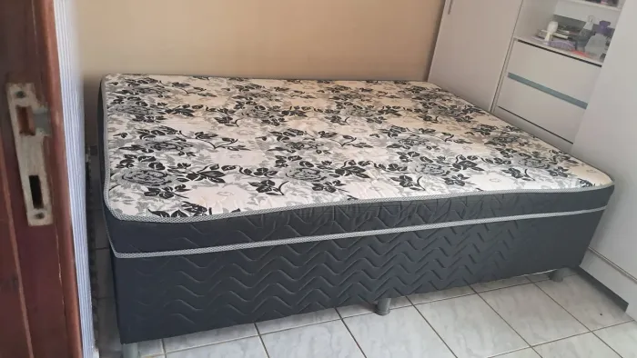 Cama casal