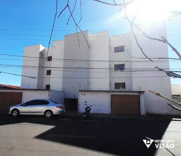 APARTAMENTO À VENDA, 03 QUARTOS, 01 SUÍTE, 02 VAGAS, CONJUNTO GUANABARA