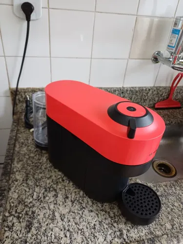 Máquina de café Nespresso VERTUO
