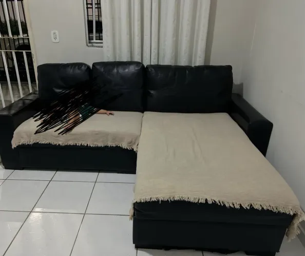 Sofá de couro com chaise - Excelente estrutura