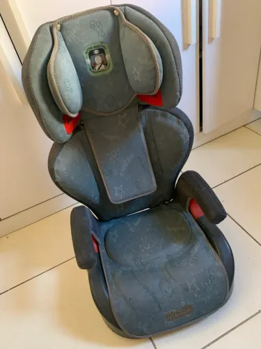 Cadeira /Assento de carro para crianças