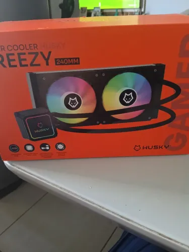 Walter cooler Husky 240mm 240 reais novo. Whatsapp *57