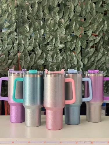 Copo térmico com glitter
