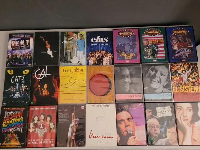 Lote DVDs Nacionais e Internacionais