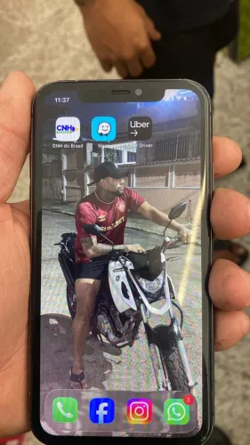 iPhone 11