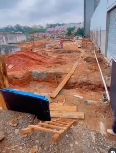 Prestaçáo de Serviço Com fornecimento de Material