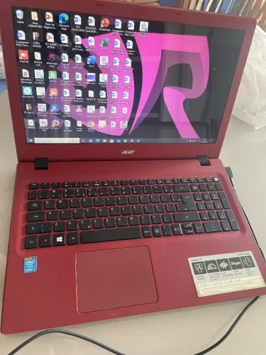 Notebook Acer Core i3-5015U - 4GB RAM - HD 500GB
